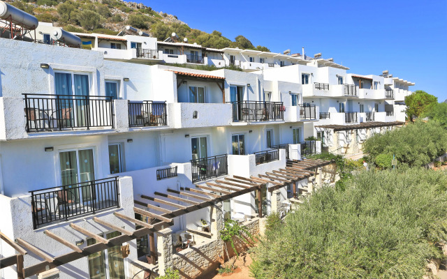 Semiramis Village