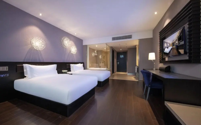 Ramada by Wyndham Zhenjiang Dagang New District