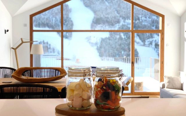 Ski Andorra Tarter Chalet Lodge