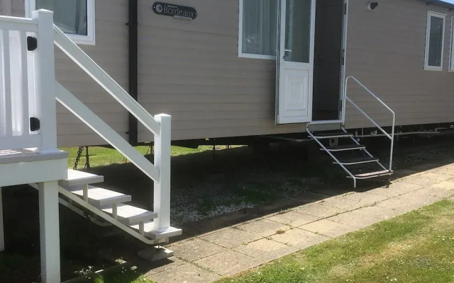 Seaview Escapes