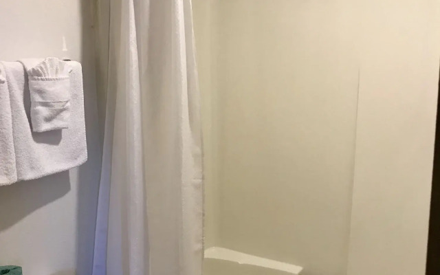 Sea-Tac Airport Value Inn