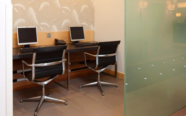 Holiday Inn Express Birmingham Redditch by IHG