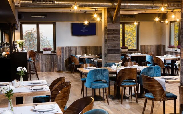 Hotel Szary Residence