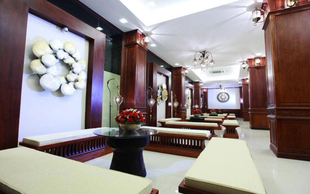 Manorom Boutique Hotel