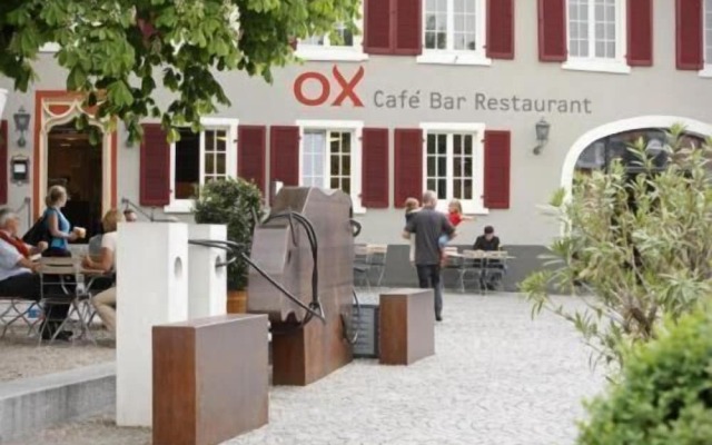 OX Hotel Café Bar Restaurant