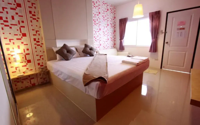 Bearing 26 Hotel