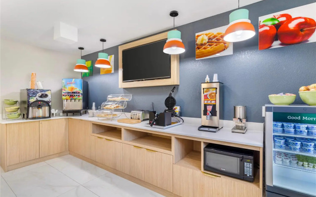 Quality Inn & Suites