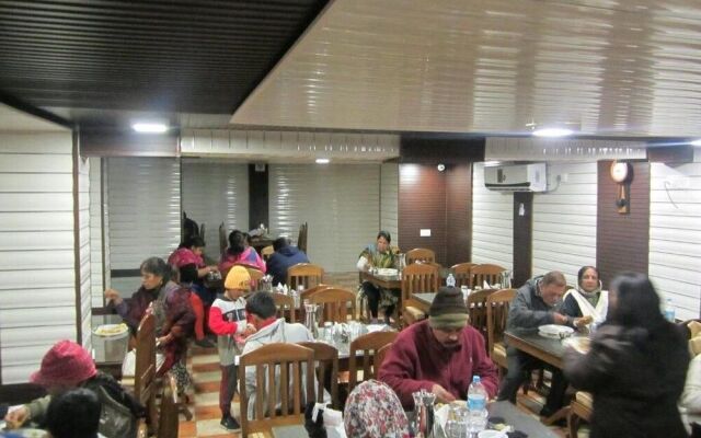 Hotel Akbar Sonamarg