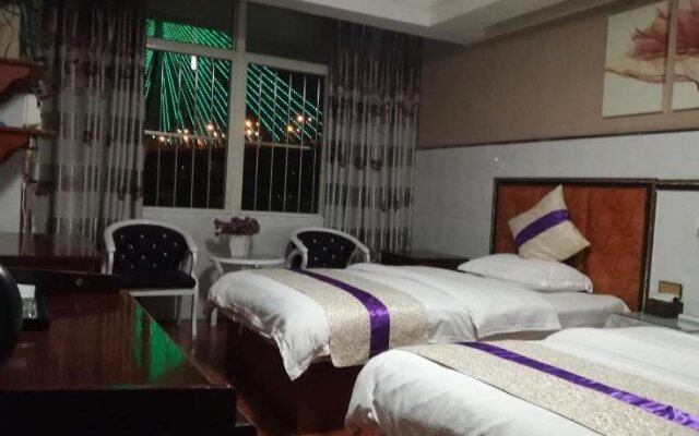 Panzhihua Dongchen Hotel