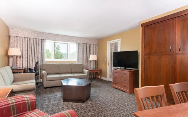 Grand Summit Resort