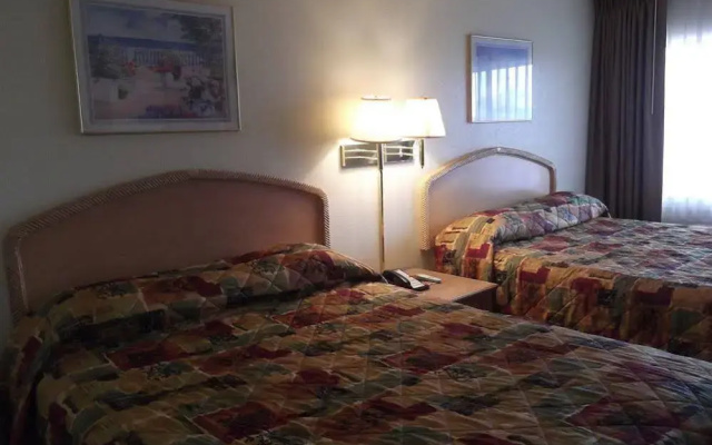 Relax Inn And Suites