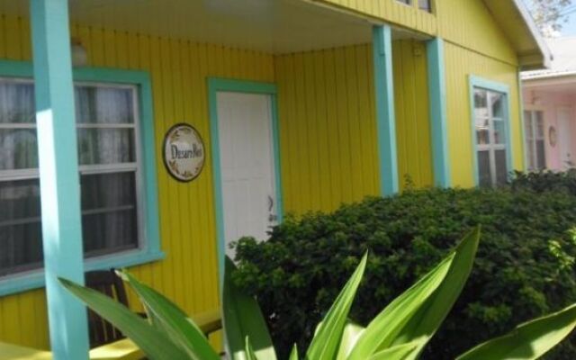 Oceanic View Exclusive Vacation Cottages