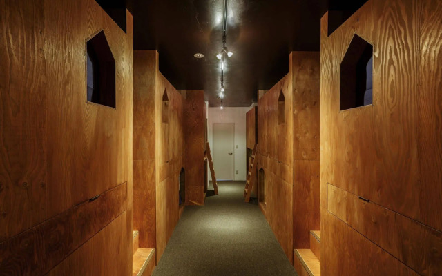 Social Hostel 365
