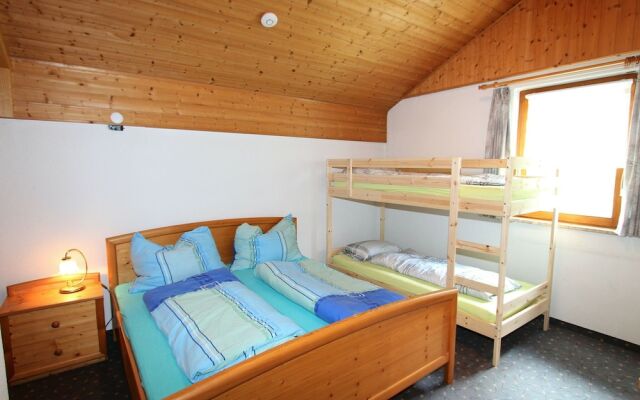 Warm Mansion near Ski Arena in Hermangor-Pressegger