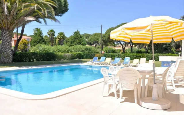 Spacious Villa in Vilamoura With Barbecue