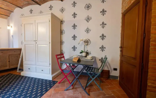 Tuscan Palace - Petit Apartment