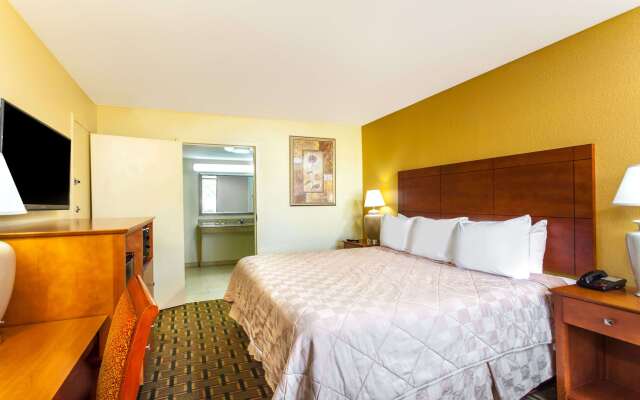 Days Inn by Wyndham Lebanon