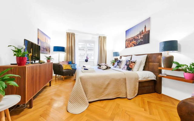 Royal Route Residence