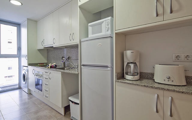 Charmsuites Paralel Apartments