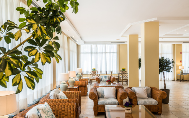 Hotel Intur Azor