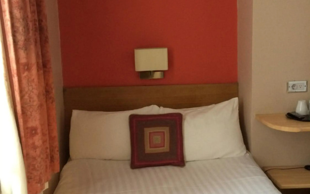 The Grapevine Hotel