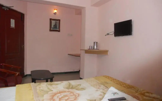 Hotel Aishwariya Park