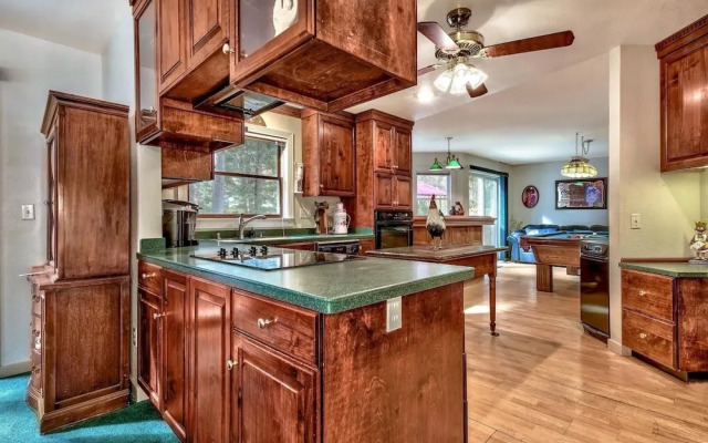 1624p The Player Cabin 3 Bedroom Home by Redawning