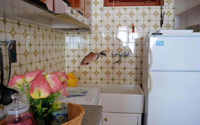 House Esperia by Holiday World