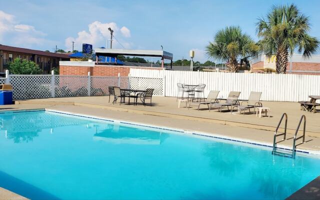Americas Best Value Inn Pensacola