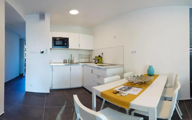 Marina Apartman