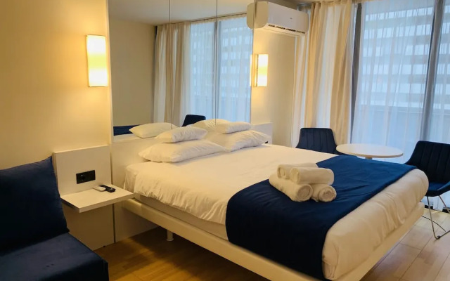 Royal Sea Breeze Apartment
