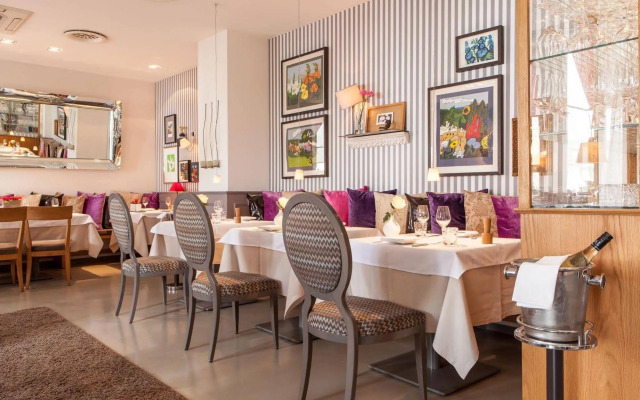 Romantikhotel Rebstock art & design