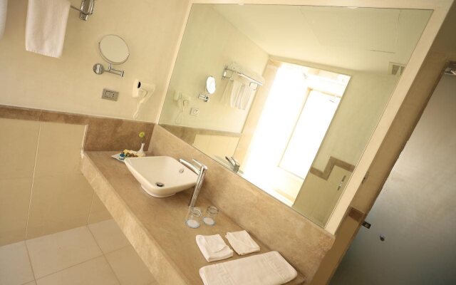 Shams Lodge for Watersports Hotel