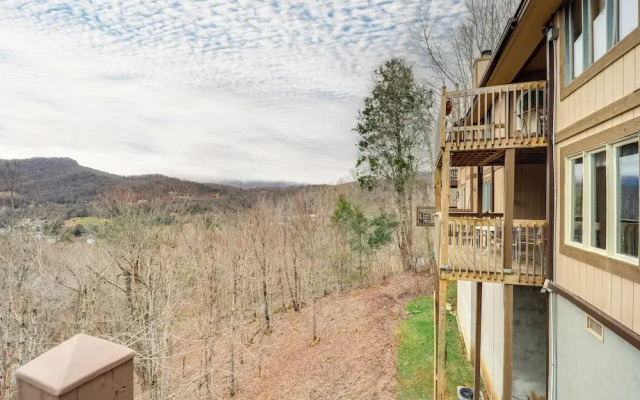 Sugar Mtn: Townhome w/ Hot Tub: Sugarcane Chalet'