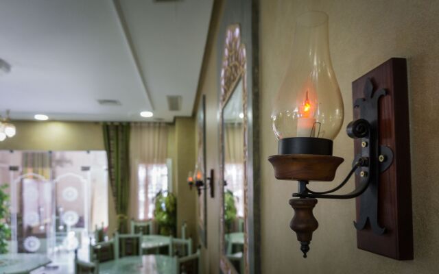 Hotel Saheb Ettabaa