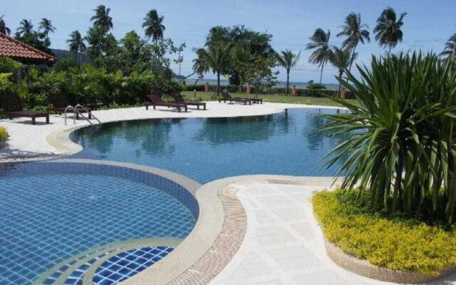 Sailom Resort Bangsaphan Prachuabkirikhan