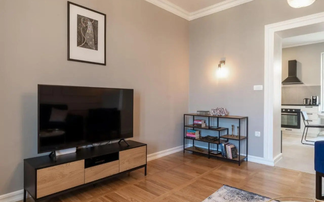 Luxury Peitho Residence