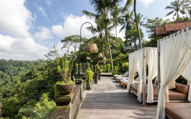 Pramana Watu Kurung Resort