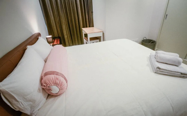 Saigon City View Apartment & Pool – Guest Rooms – Ho Chi Minh City