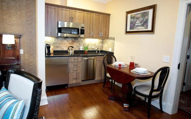 Guesthouse at Norwalk Inn