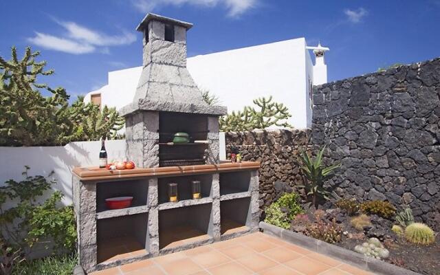 Seajay (L1) In Tias With 3 Bedrooms And 2 Bathrooms