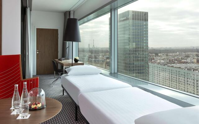 Melia Paris La Defense