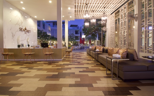 The Sea - Cret Hua Hin