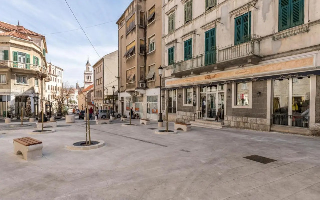 Studio Apartment Luka