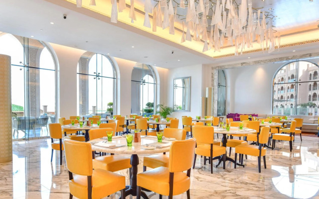 Royal Saray Resort