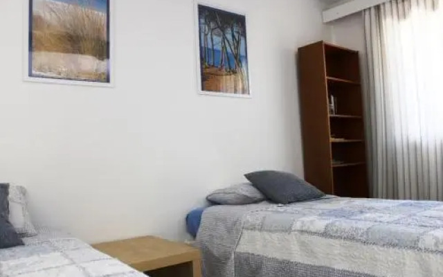 Prime Homes Bright Attic 2bd Apartment