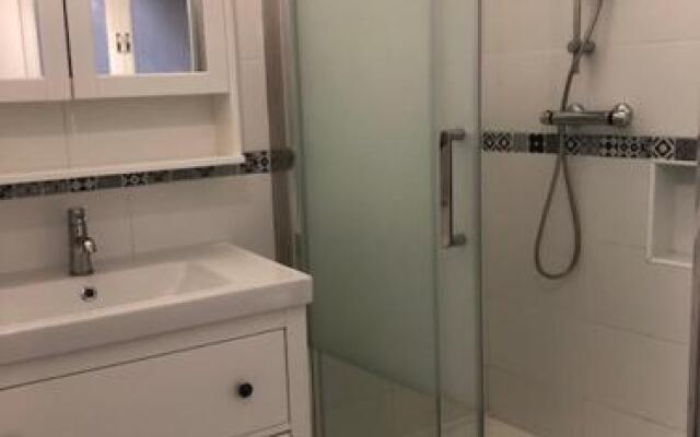 Aniane Maison Renovee avec Jardin et Boulodrome