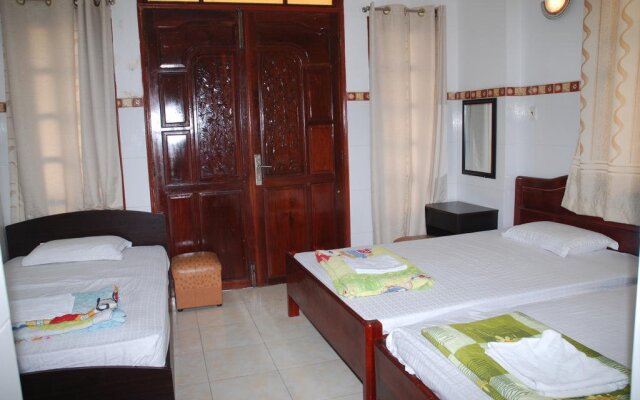 Ly Guest House