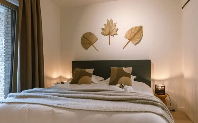 Beautiful Warm Apartment With Terrace in Ostend