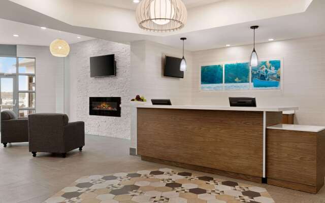 Days Inn by Wyndham Kingston